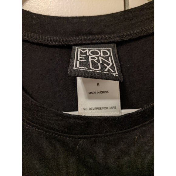 Modern Lux St Patrick's Day Flag Shirt - Picture 4 of 4